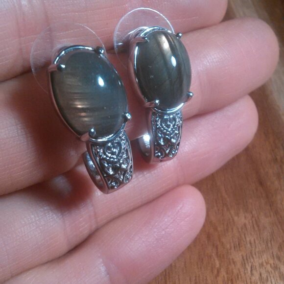 Madagascar Fire Labradorite Stainless Steel Solitaire Stud Earrings - Picture 12 of 14